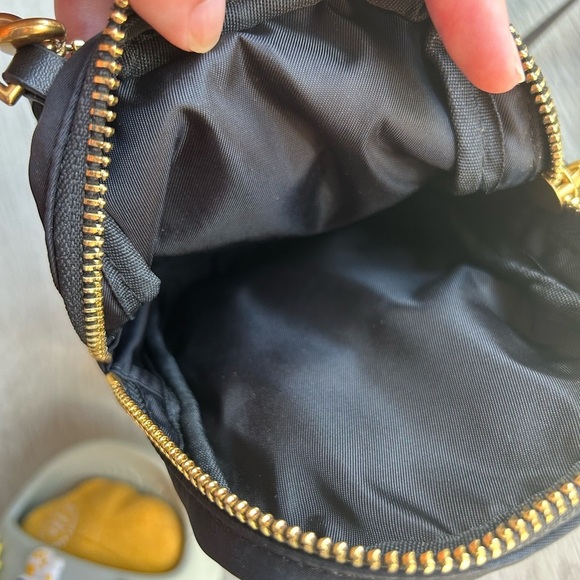 Like New - Fashion big eye mini crossbody​ - Picture 3 of 6